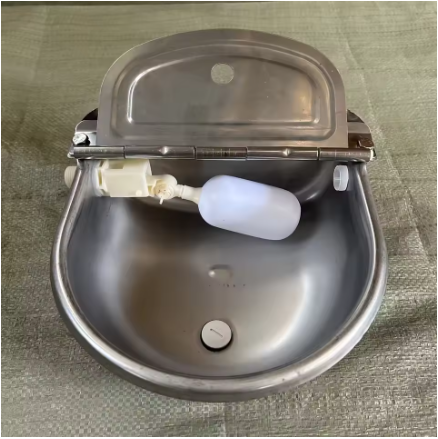 Automatic Gravity Pet Water Dispenser – Stainless Steel Outdoor Water Bowl for Dogs & Cats