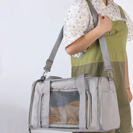 Breathable Pet Travel Carrier – Airline-Friendly Carrier for Cats and Small Dogs