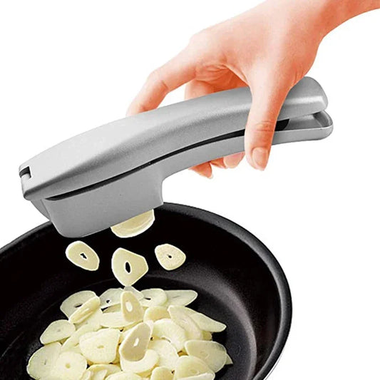Garlic Press & Slicer: Zinc Alloy Kitchen Gadget