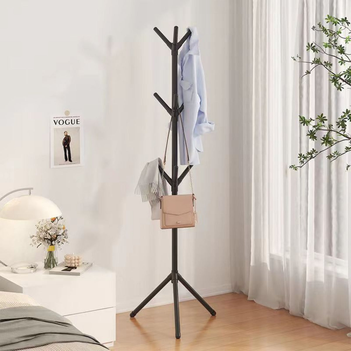 Clothes & Hats Rack: Tree Branch Coat Hook for Bedroom